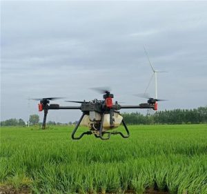 Spray drone pilots help