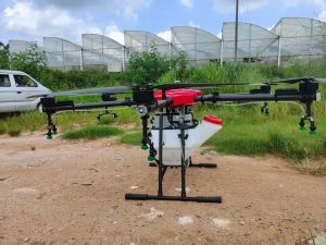 China sprays vegetables with drones!-msoen