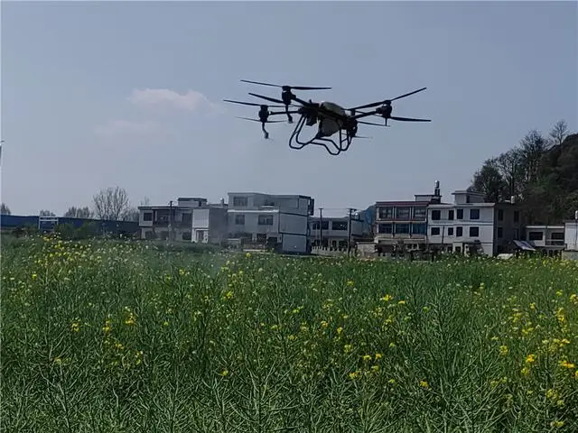 Manas: Technology Empowers New Farmers with Unmanned Aerial Vehicles-msoen