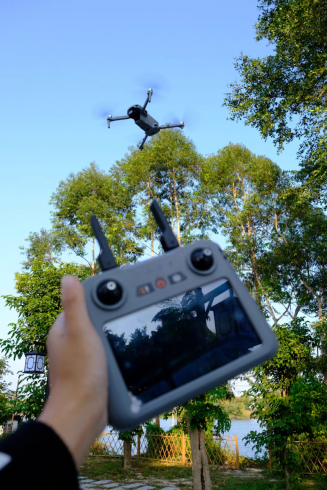 Entry-Level FPV Drone with 1080p Live Streaming: Affordable Real-Time Insights for Modern Agriculture-msoen