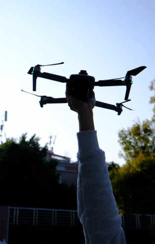 Ultra-Lightweight Drone for Hiking and Mountain Trips: Capture Epic Views Without the Weight-msoen