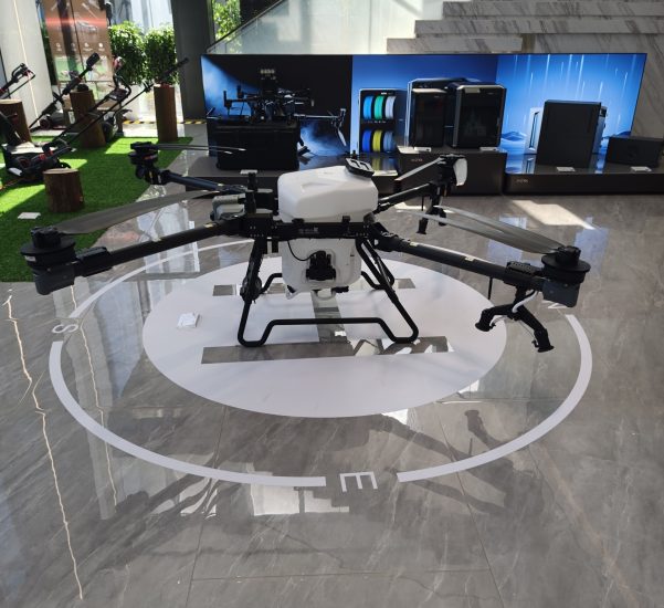 How to Choose the Right Agricultural Spraying Drone for Your Farm-msoen